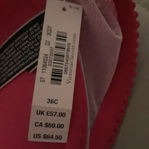 Victoria Secret - Picture 5 of 5